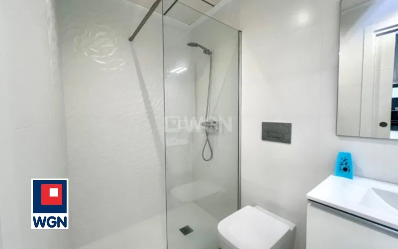 Dom na  sprzedaż Torrevieja - Komfortowy dom z prywatnym basenem, solarium na dachu i widokiem na Różową Lagunę!
